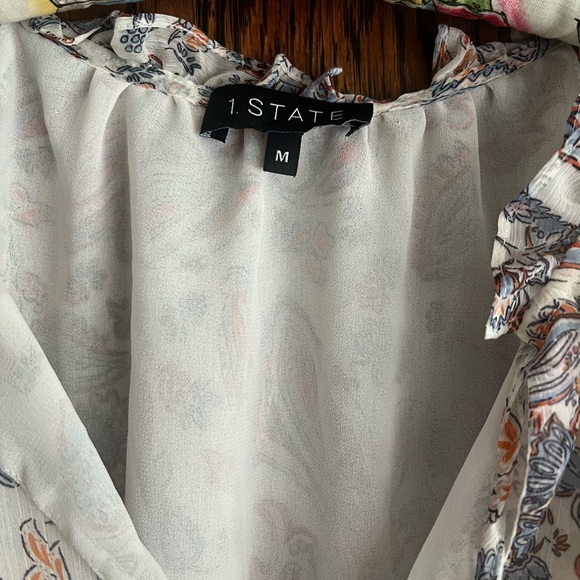 1. State Paisley Print Ruffle long Sleeve Cold Shoulder Blouse medium - Picture 6 of 7